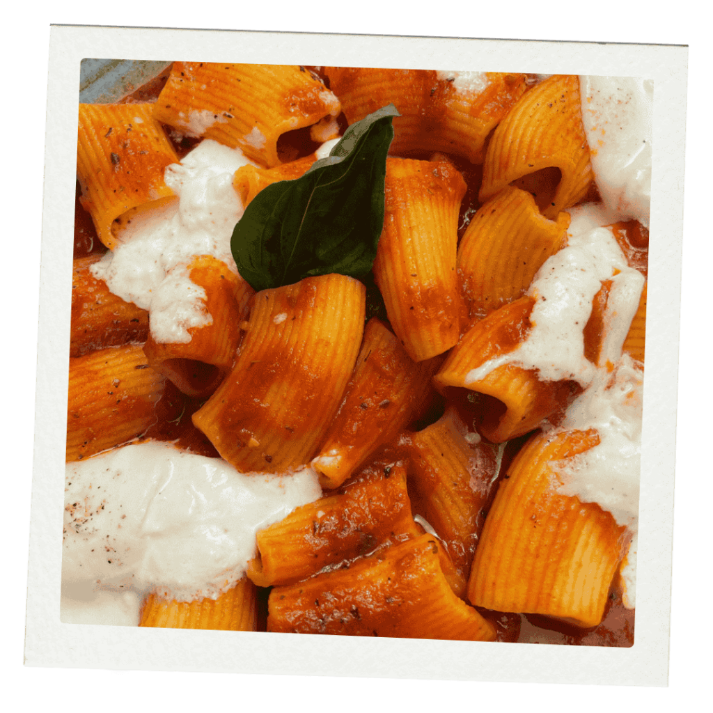 rigatoni con tomate